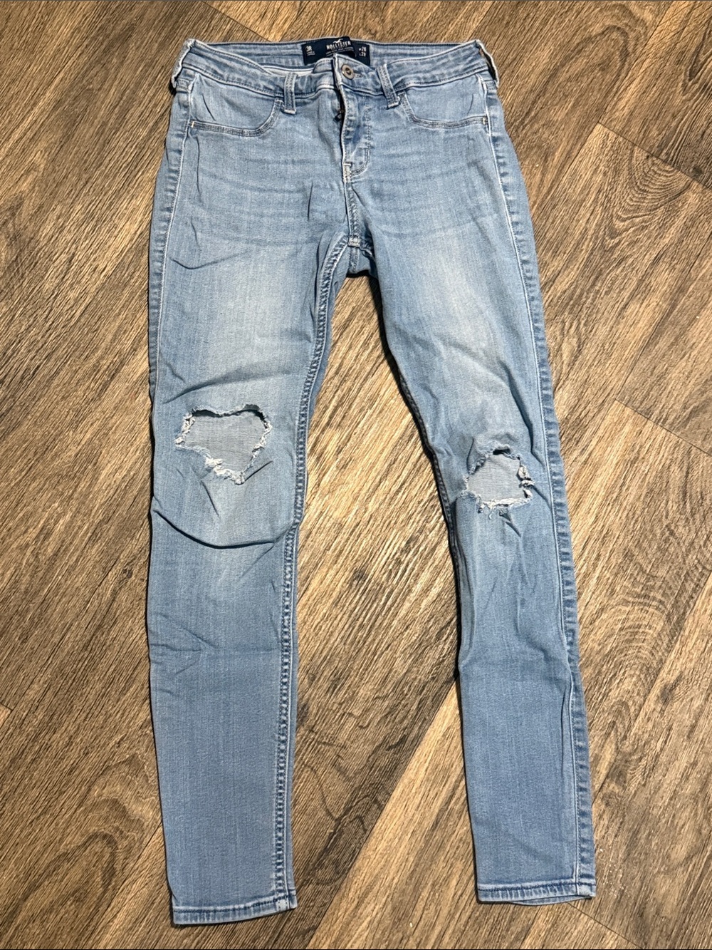 Hollister Light Blue Distressed Skinny Jeans - Picture 1 of 3